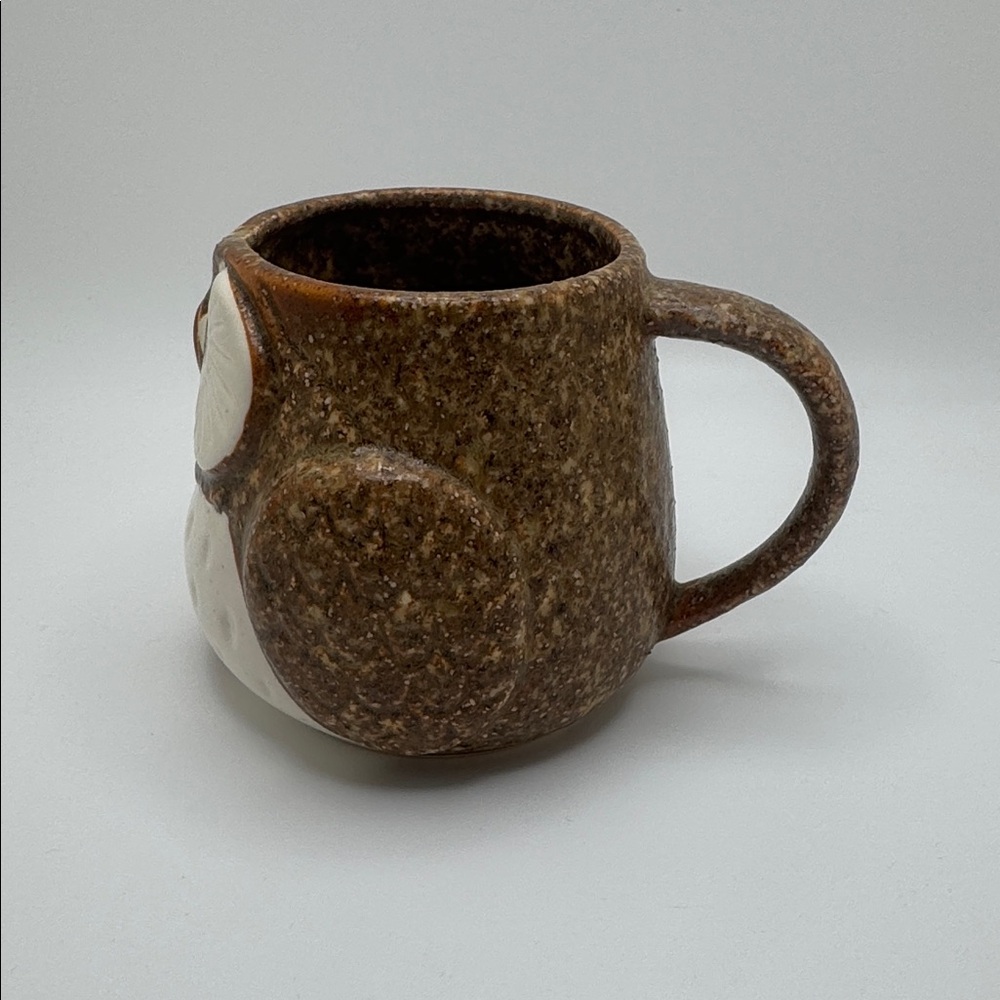🦉 Kotobuki Japanese Owl Mug – Brown Ceramic Tea & Coffee Cup (Made in Japan) - Picture 2 of 5